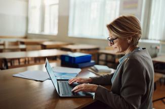 AI at the coalface: Navigating the practicalities in education